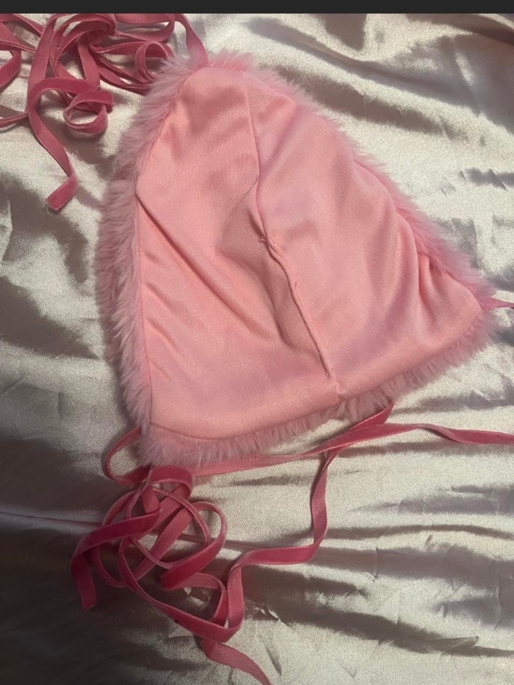 Pink Furry Bra - Picture 5 of 5